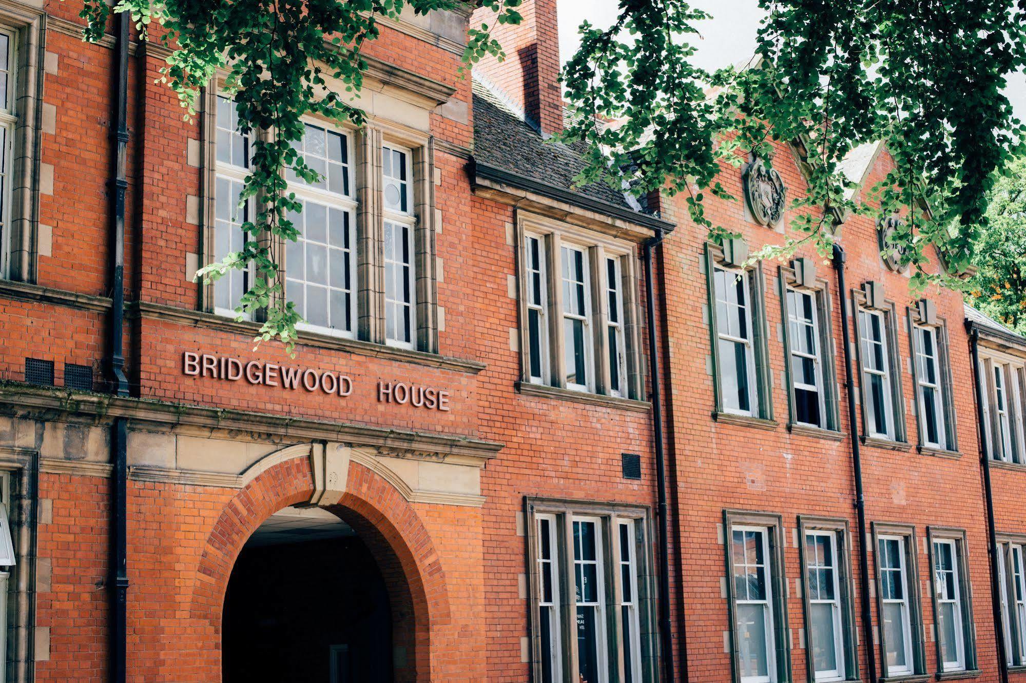 Bridgewood House Hotel Stafford Exterior foto